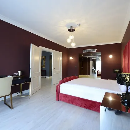Heybeli Hotel 4*