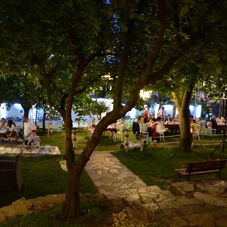 ホテル Heybeli 4*